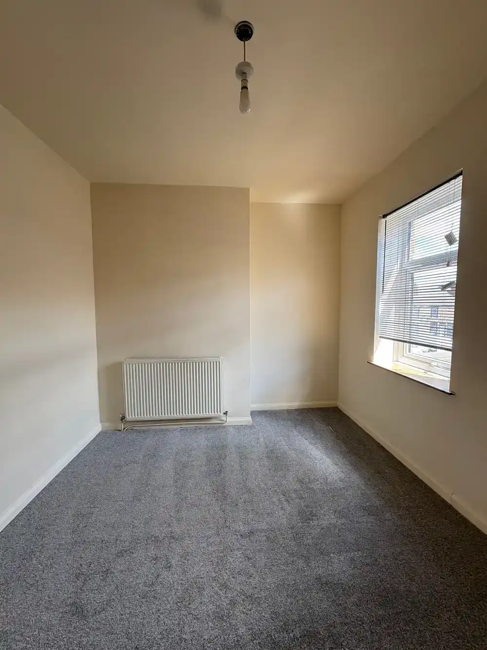 Image of Racecommon Road